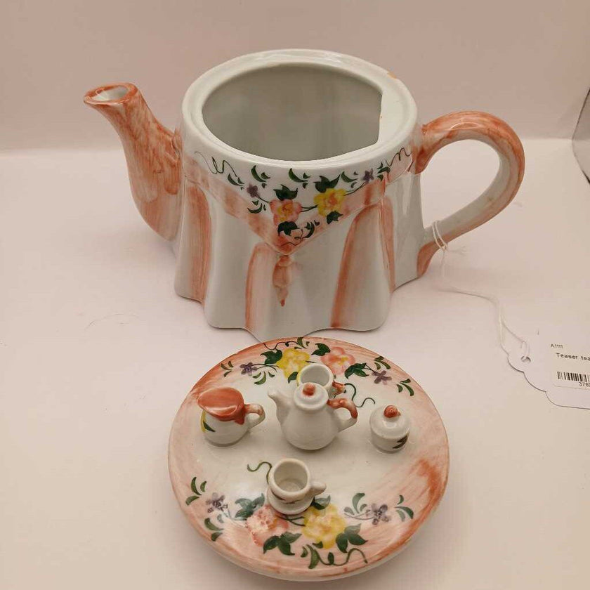 Teaser teapot