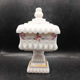 Vtg White Milk Glass Wedding Cake Box with lid by Westmoreland Glass