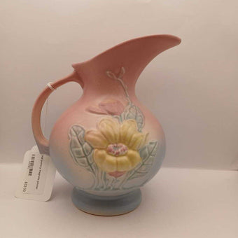 Hull pottery magnolia pitcher