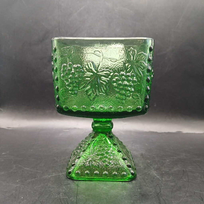 VTG 1950's Emerald Green , Indiana Glass Pedestal Candy Dish