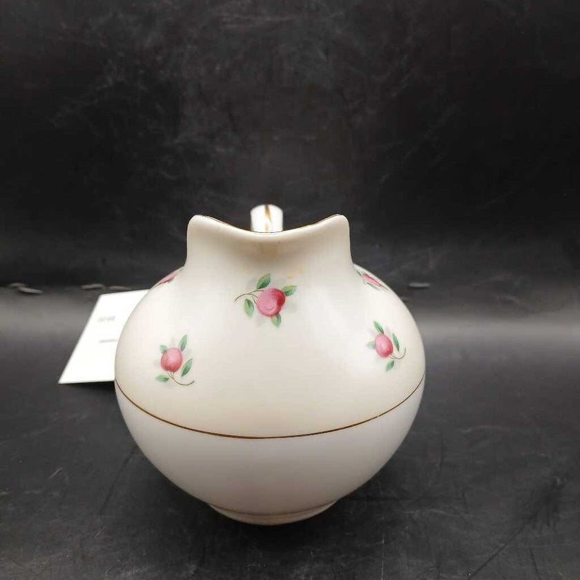 UCAGCO rosebud creamer