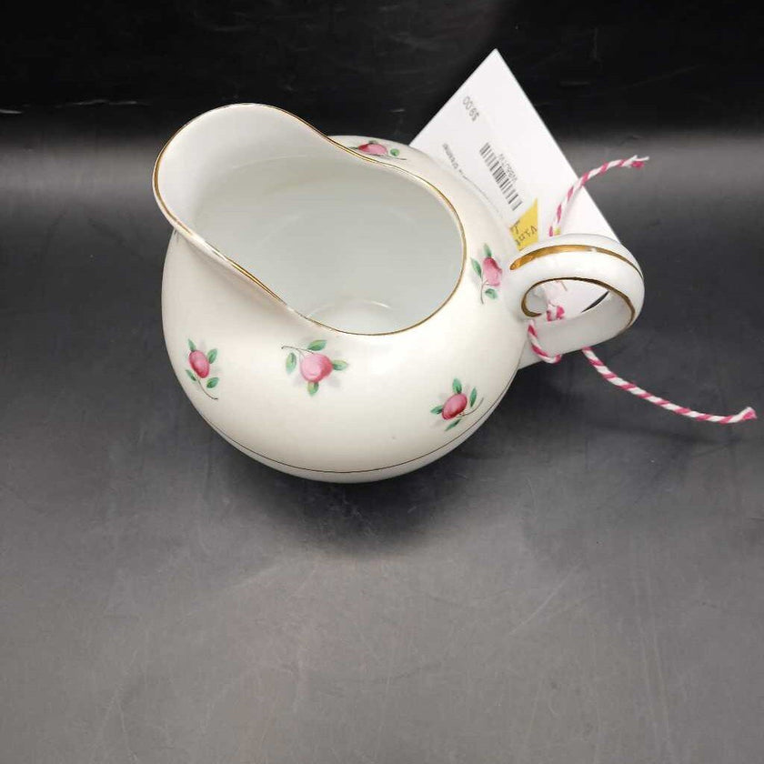 UCAGCO rosebud creamer