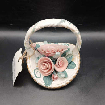 VTG Porcelain Basket w/ Handle & Capodimonte Style Pink Roses 