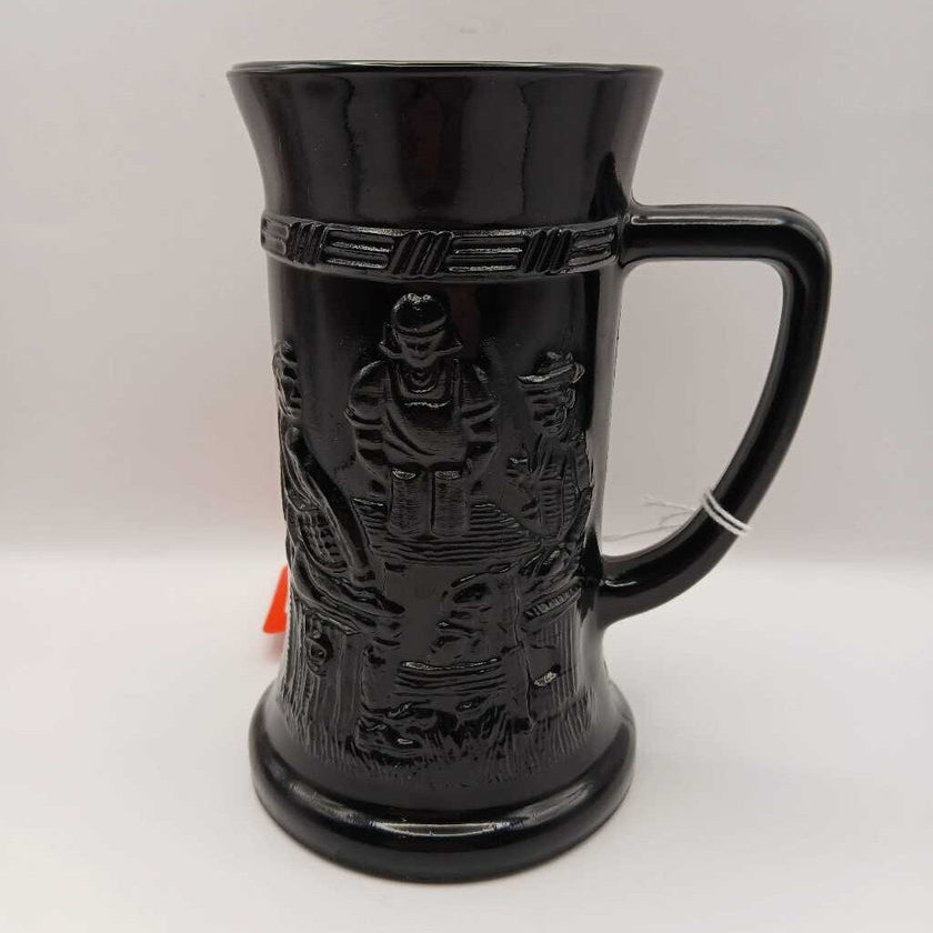 Tiara Black Amethyst Indiana Glass Tankard
