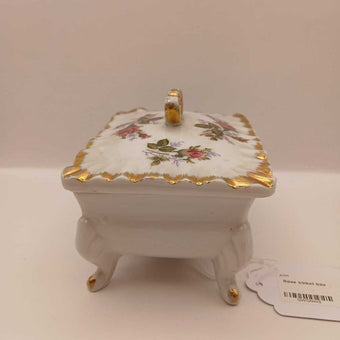 Rose trinket box
