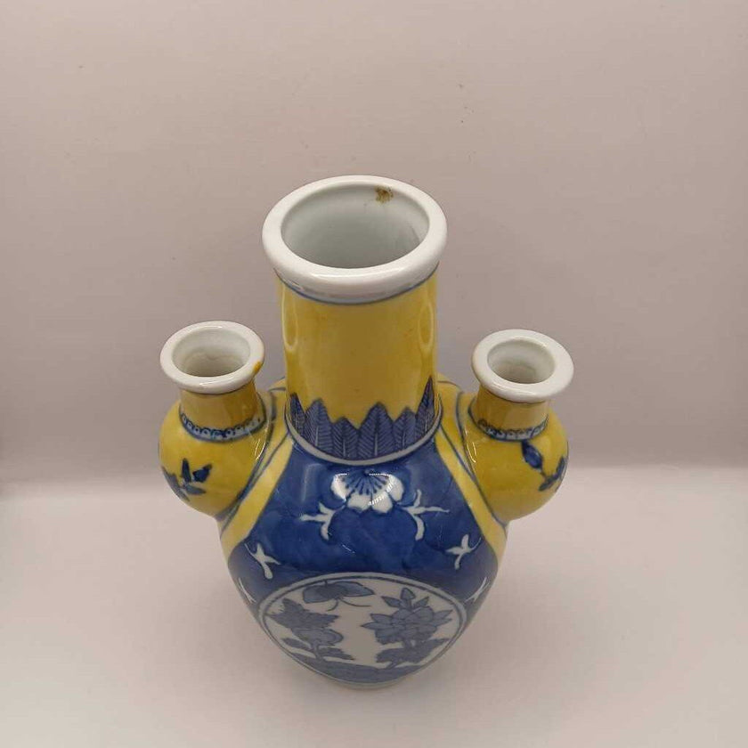 ASIAN DECOR Yellow Blue and White Chinese Porcelain 3-Tiered VASE 8