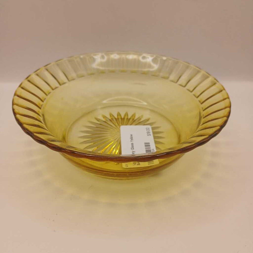 Vtg Heisey Glass Yellow Bowl