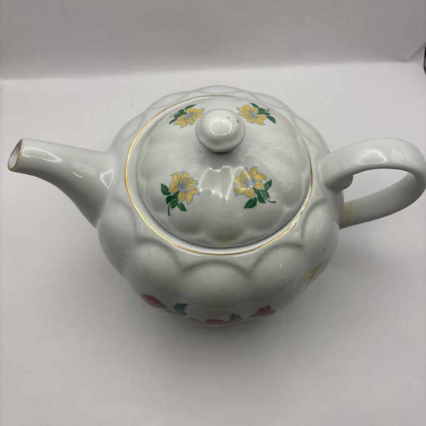 Laura Ashely Teapot Set with 2 Mugs in Box