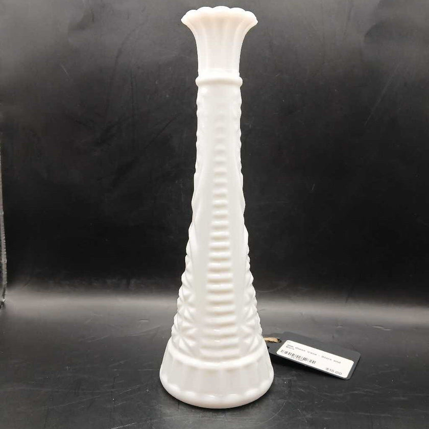 Milk Glass Vase - Stars and Bars