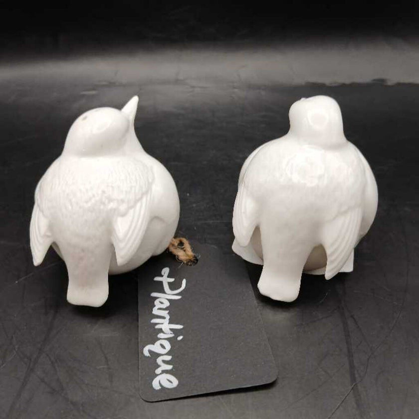 PAIR Birdie Salt & Pepper White