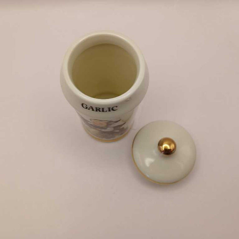 MJ Hummel Spice Jar Garlic