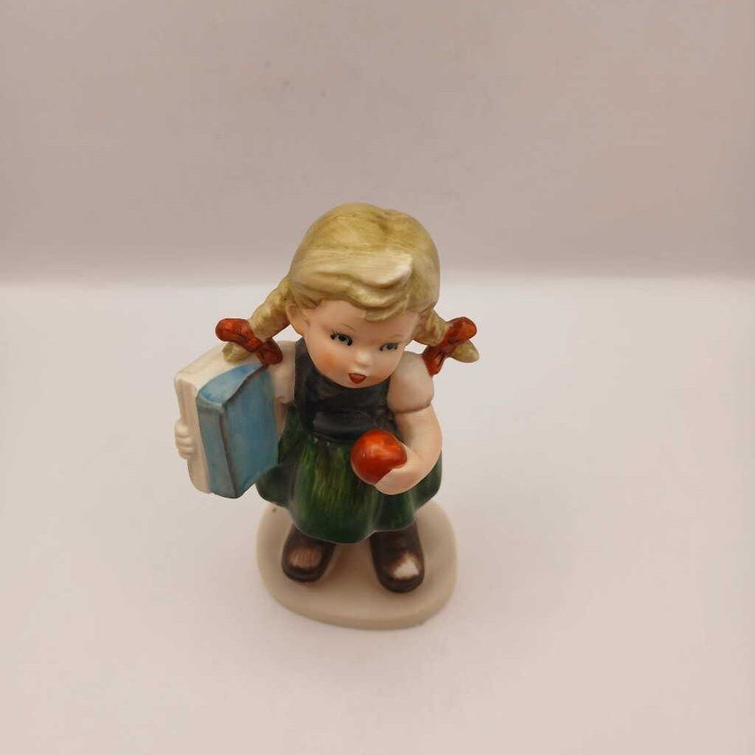 Girl with apple Hummel