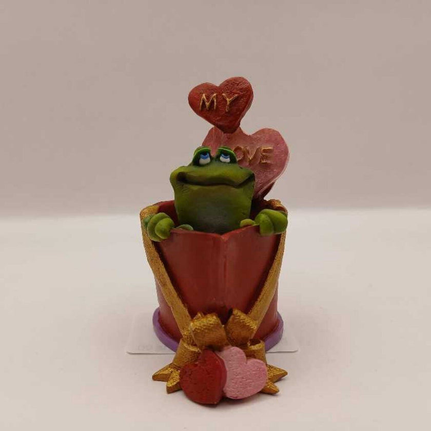 Russ Frog My Love Heart Box