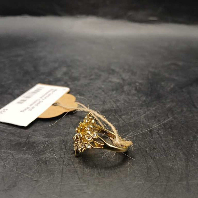 Mid-Century Gold and Rhinestone Cluster Ring