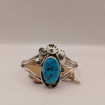Native American Sterling Silver Turquoise Cuff Bracelet (Zuni Craftmanship)