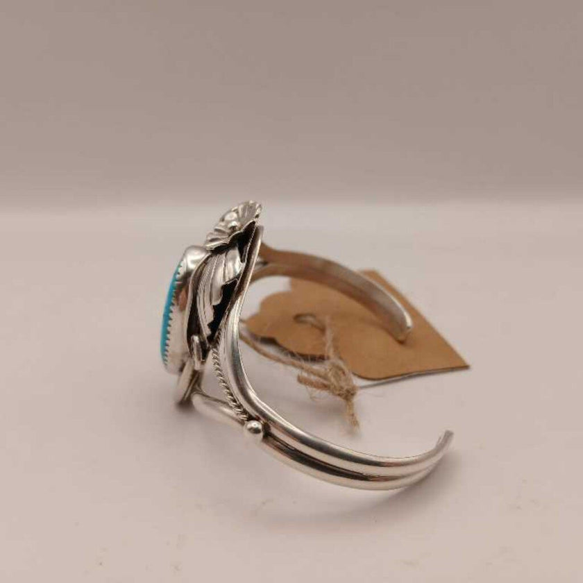 Native American Sterling Silver Turquoise Cuff Bracelet (Zuni Craftmanship)