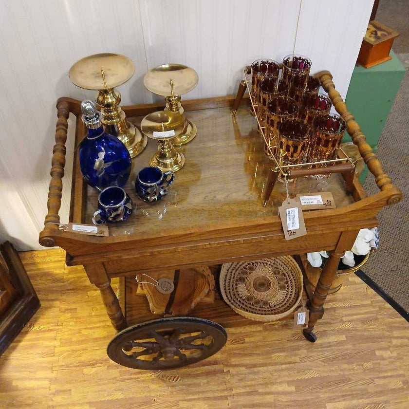 1970s Colonial Style Two Tier Oak Bar/Tea Cart