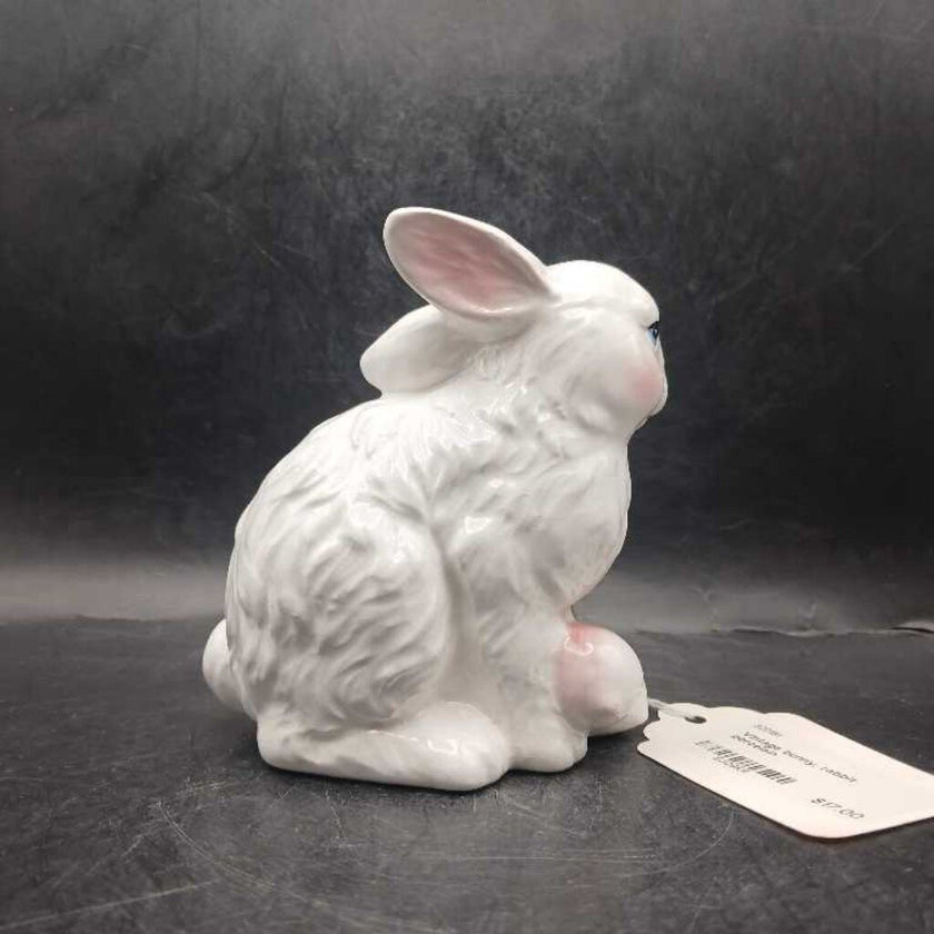 Vintage bunny, rabbit porcelain