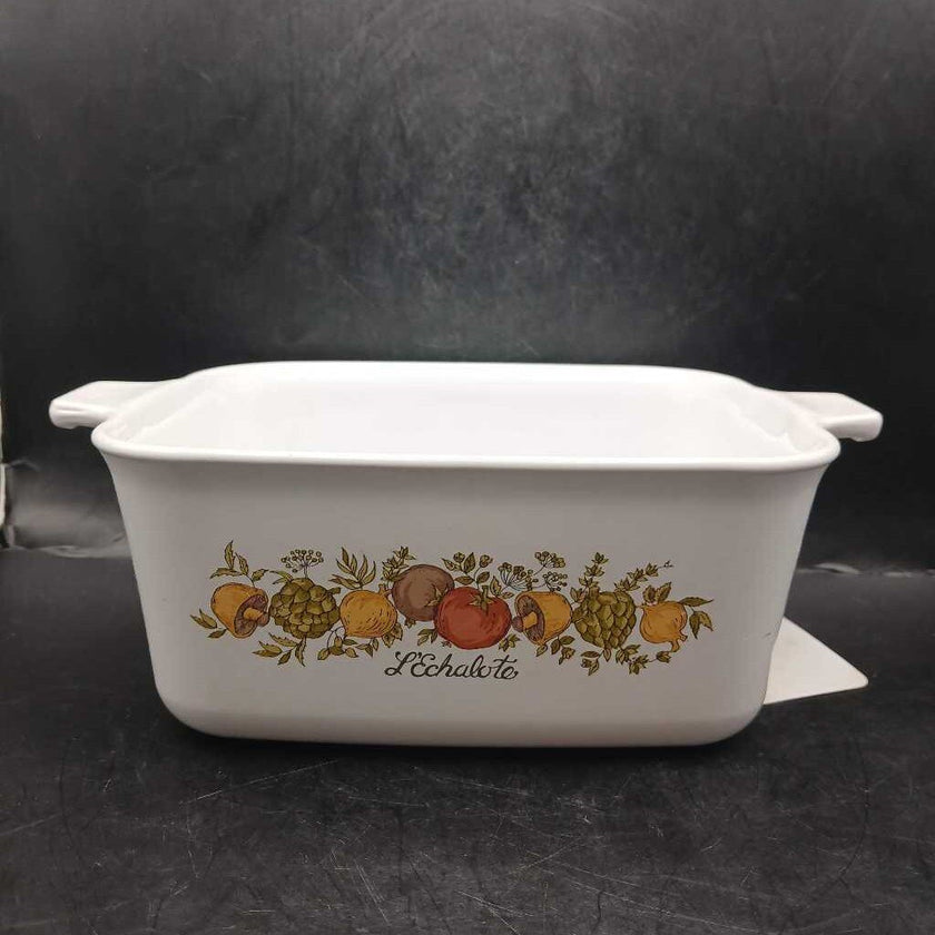 Corning Ware P-4-B 1.5 L Spice of Life Casserole dish- 7 x 5 1/2 x 3 in