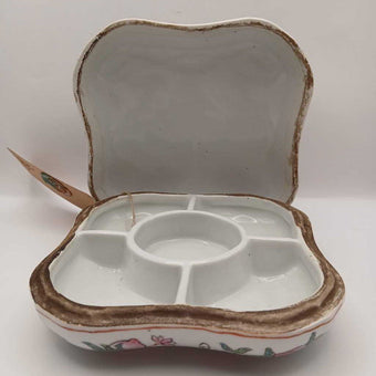 Chinese Famille Rose Pink and Blue Peach Porcelain Tricket Box