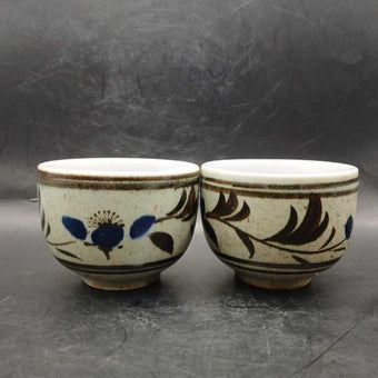 Vtg Stoneware Cups - set of 2