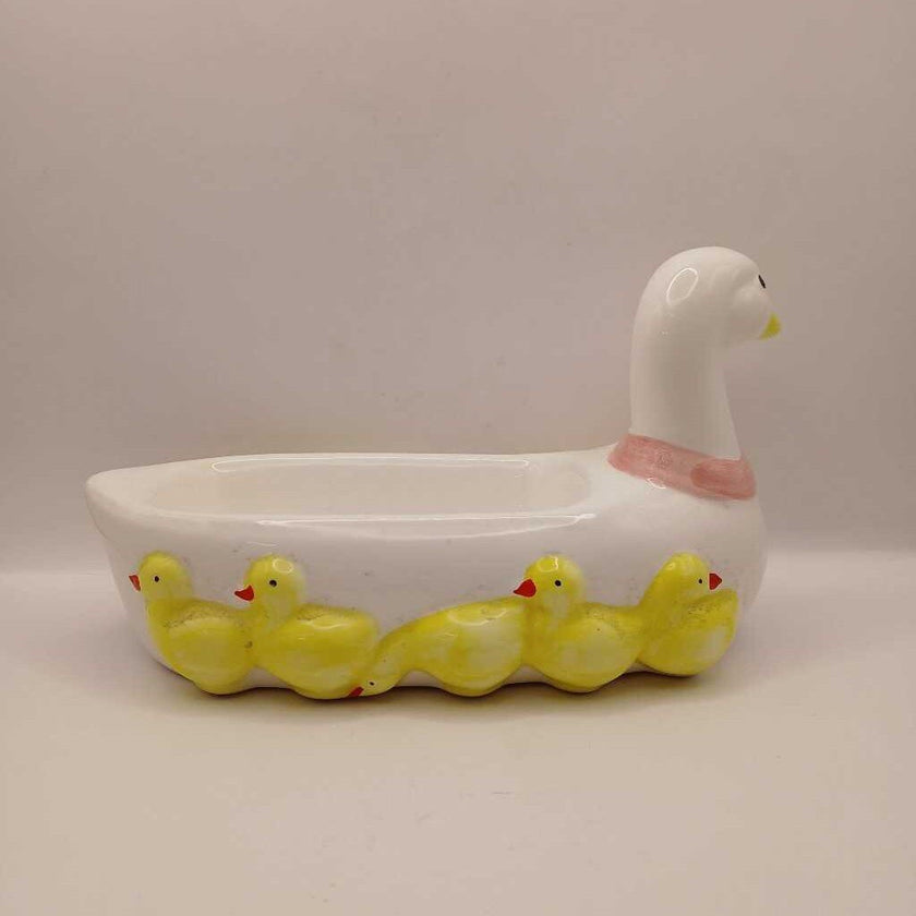 Vintage Ceramic Mama Duck With Ducklings Soap Dish Caddy Bowll