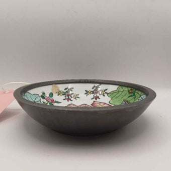 Pewter encased Tobacco Leaf bowl