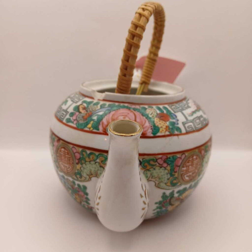 Vintage Rose Canton bamboo handle teapot
