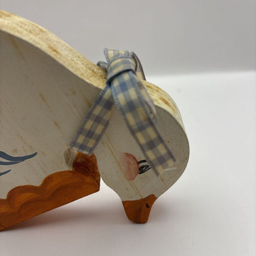 Vintage Grannycore/Cottagecore Wooden Hand-painted Duck/Goose Decor