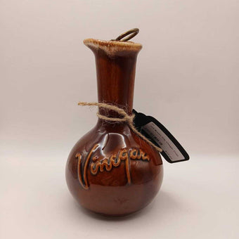 Hull Brown Drip Vinegar Cruet