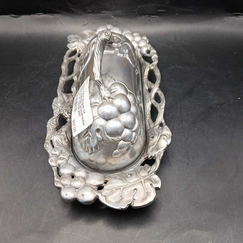 Arthur Court Grapes 1/4 pound aluminum covered butter dish w/ lid Vintage 2001
