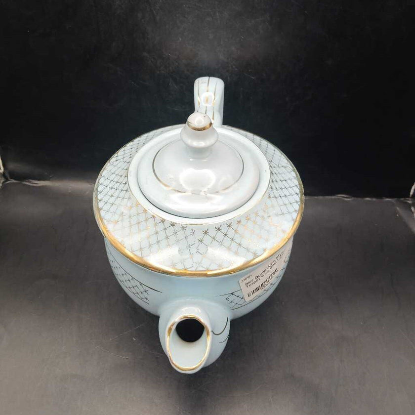 Blue Queen Anne Style Teapot With Gold Lattice