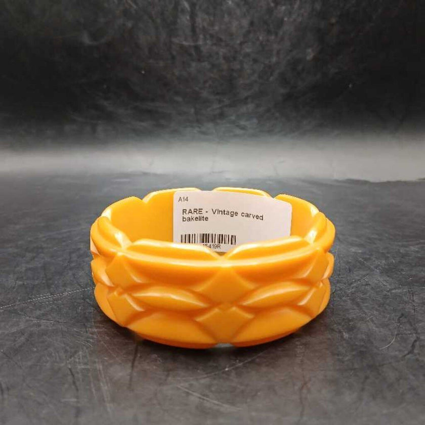 RARE - Vintage carved bakelite