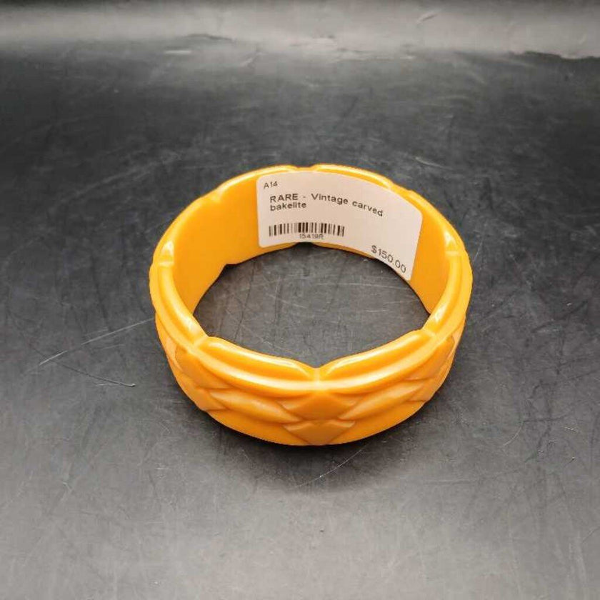 RARE - Vintage carved bakelite