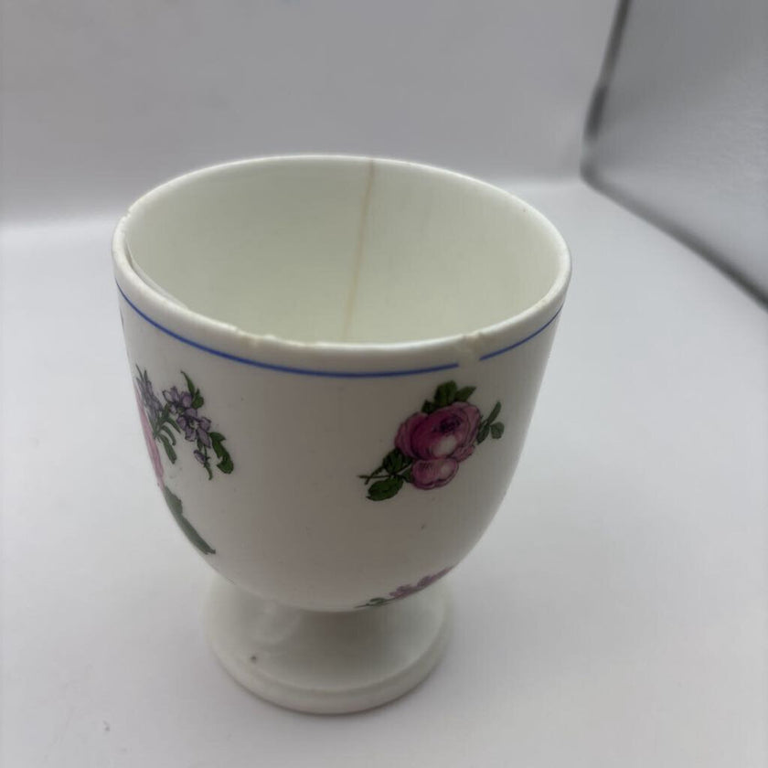 Royal Dalton egg cup