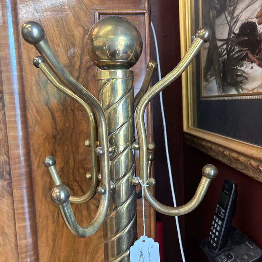 Brass torch floor lamp