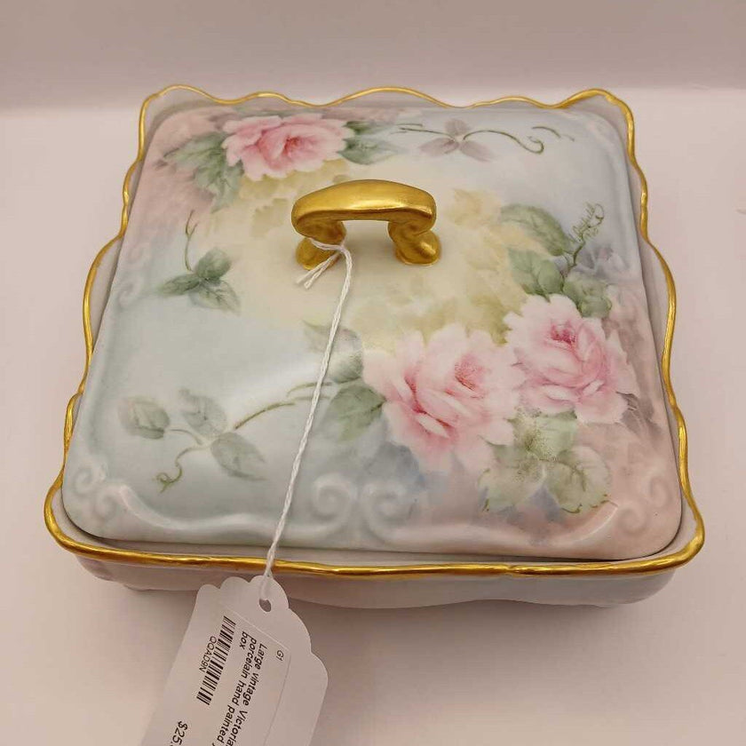 Large vintage Victorian porcelain hand painted jewelry box