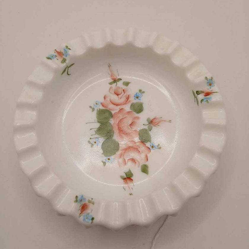 Vintage Fenton hobnail ashtray