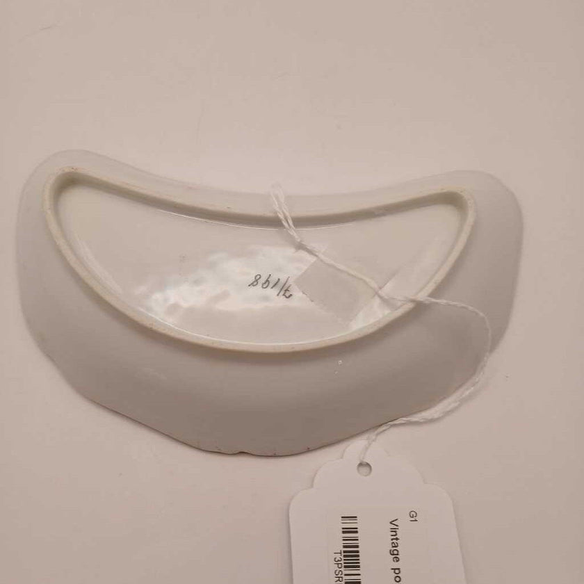 Vintage porcelain trinket tray