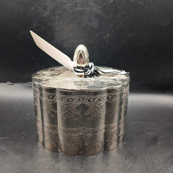VTG Silver Plated Scalloped Trinket Box