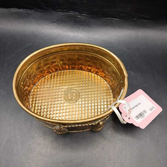 Mini brass tassel tub