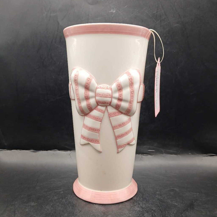 Pink & white bow vase