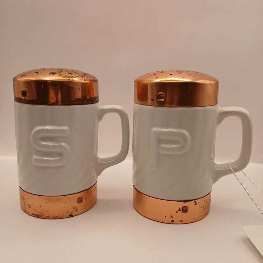 Vintage MCM Salt and Pepper Set Copper Tops (P)
