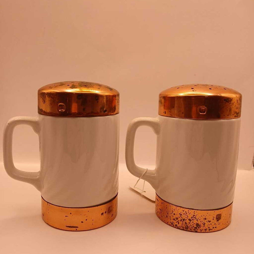 Vintage MCM Salt and Pepper Set Copper Tops (P)