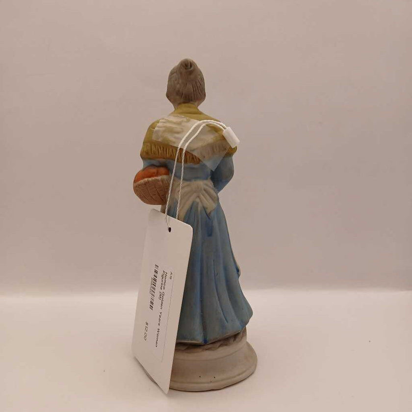 Homco Golden Years Woman Figurine (M)