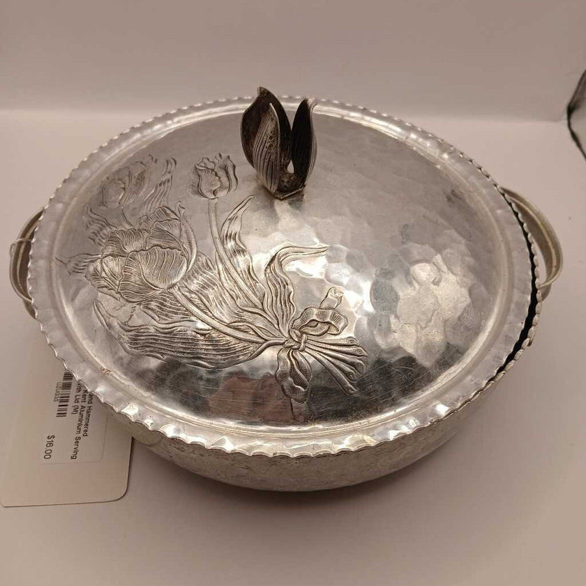 Vintage Hand Hammered Rodney Kent Aluminium Serving Dish with Lid (M)