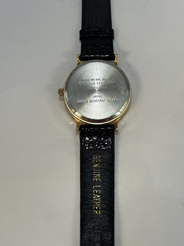 Vintage Pillsbury Dough Boy Watch leather band ( never worn)