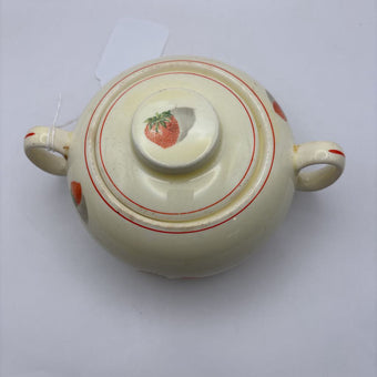 cavitt shaw 1940s era shortcake pattern sugar and creamer set