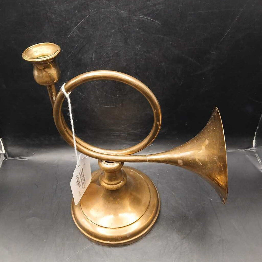 Single Vintage brass horn candlestick holder, decorative faux music instrument taper candle holder, centerpiece rare unusual unique, 70s 80s