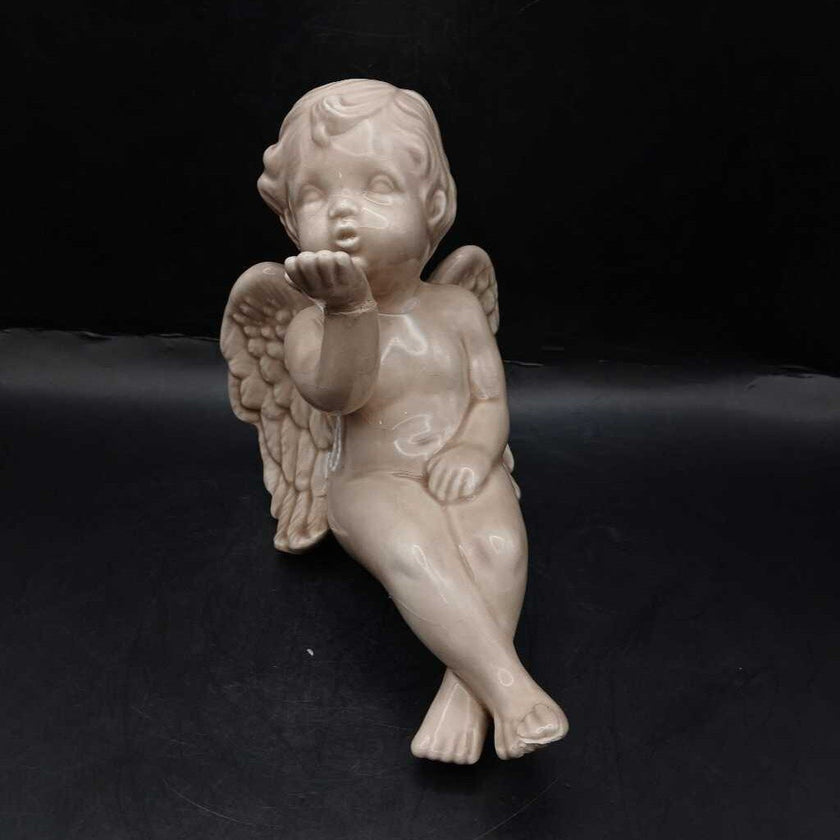 angle figurine